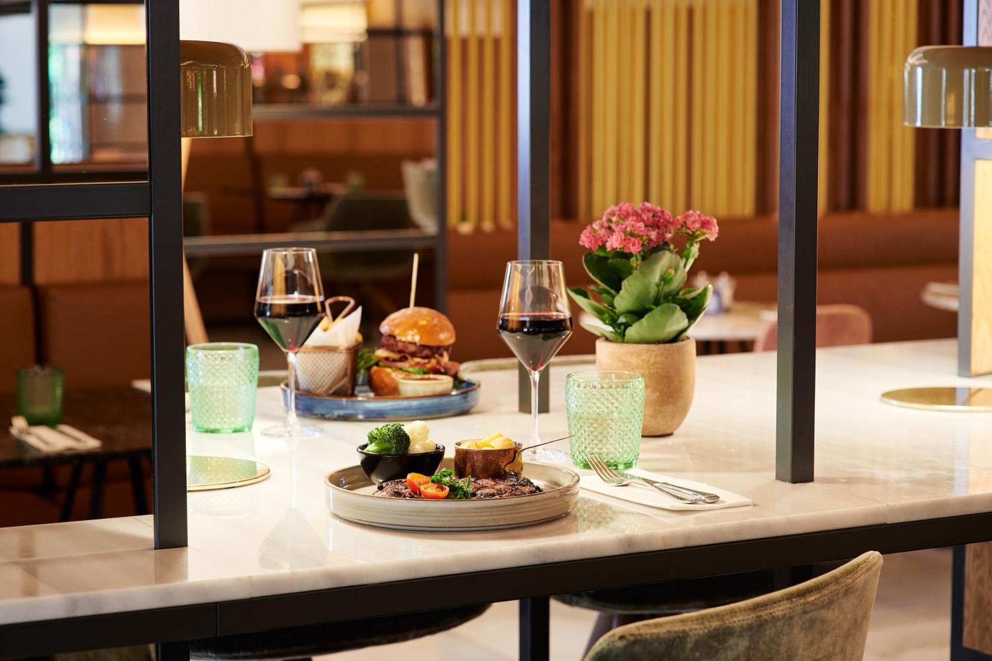 Hotel The Level At Melia White House London Exterior foto